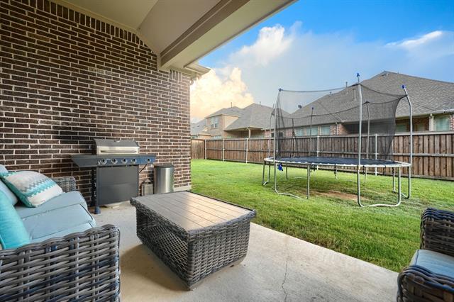 Building Photo - 949 Byron St