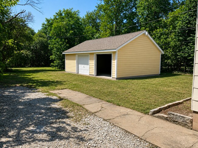 Building Photo - 2820 McFerrin Ave