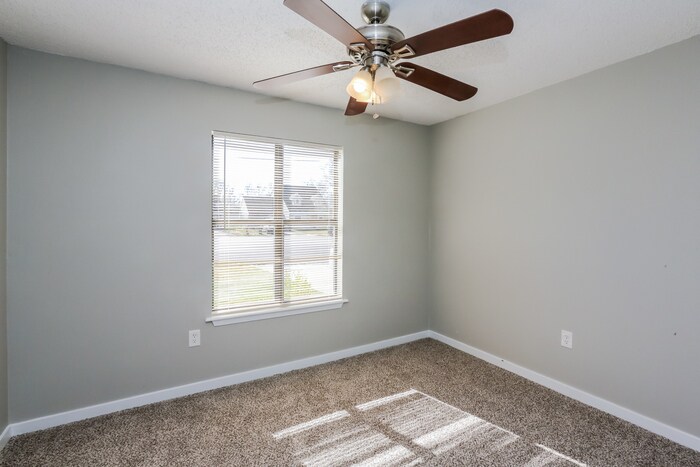 Building Photo - 507 Twin Pine Cove