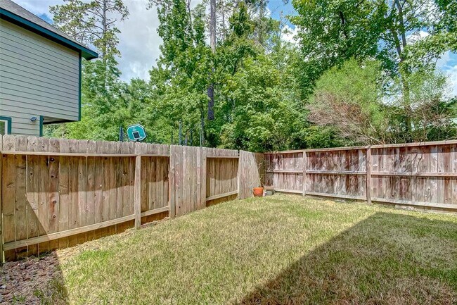 Building Photo - 26 Cheswood Manor Drive