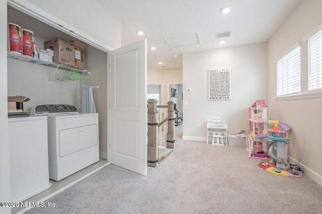 Building Photo - 7413 Beach Walk Pl