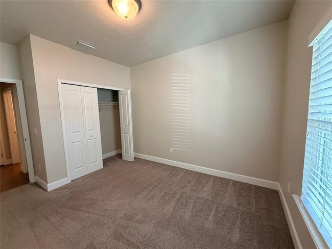 Building Photo - 1084 NW 126 Way