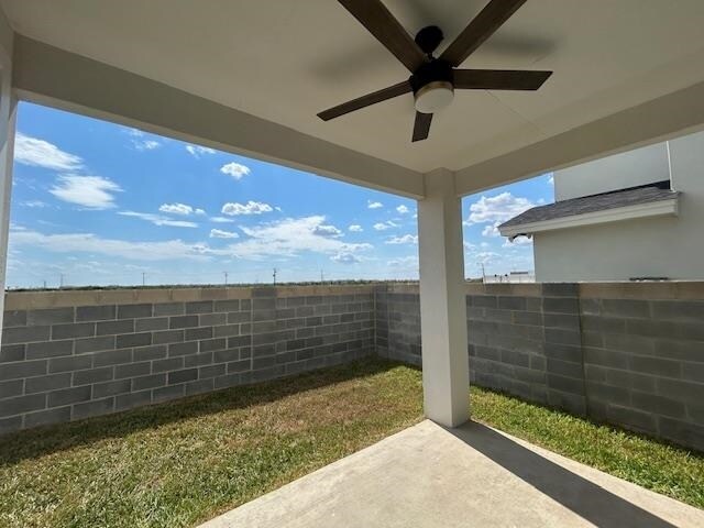 Building Photo - 7524 Cresta Bella St