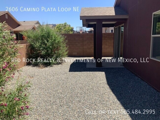 Building Photo - 2606 Camino Plata Loop NE