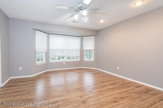 Building Photo - 174 Tulip Ln