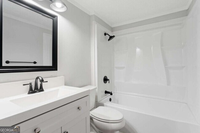 Building Photo - 119 McBee St