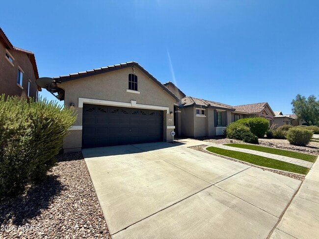 Building Photo - 4927 W Magdalena Ln