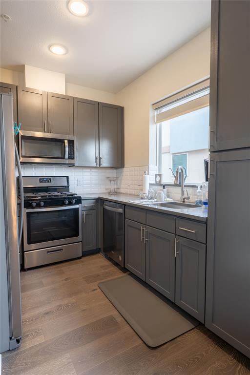 Building Photo - 2827 Manor Rd