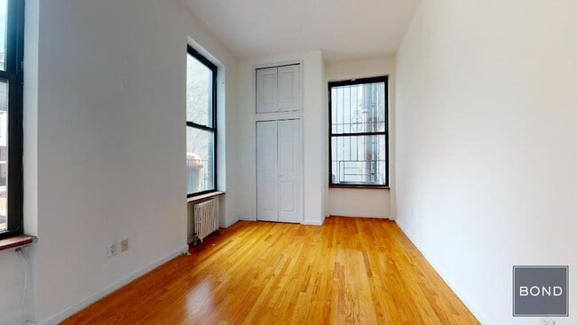 Building Photo - 176 Second Avenue