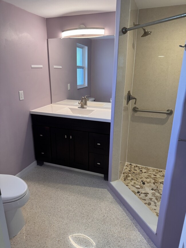 Building Photo - 6815 Anchor Way