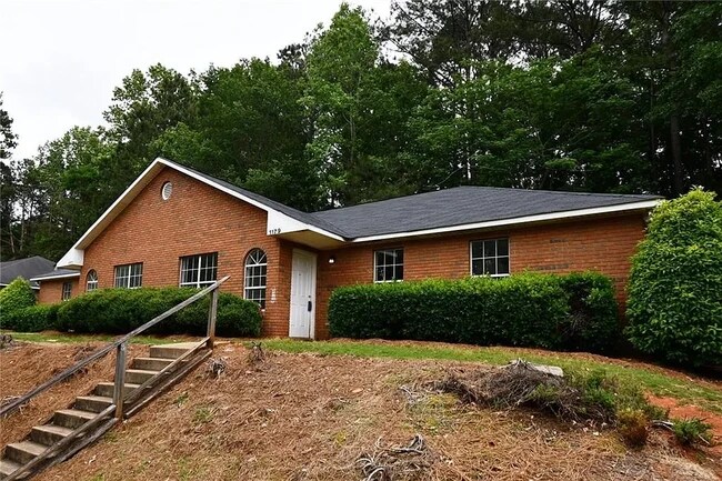 Primary Photo - 1179 Northlake Dr