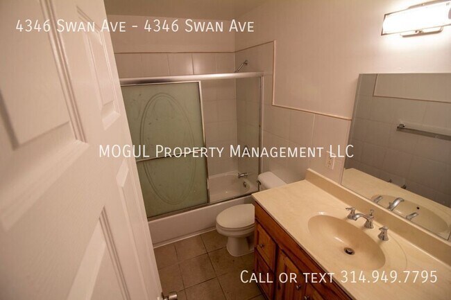 Building Photo - 4346 Swan Ave