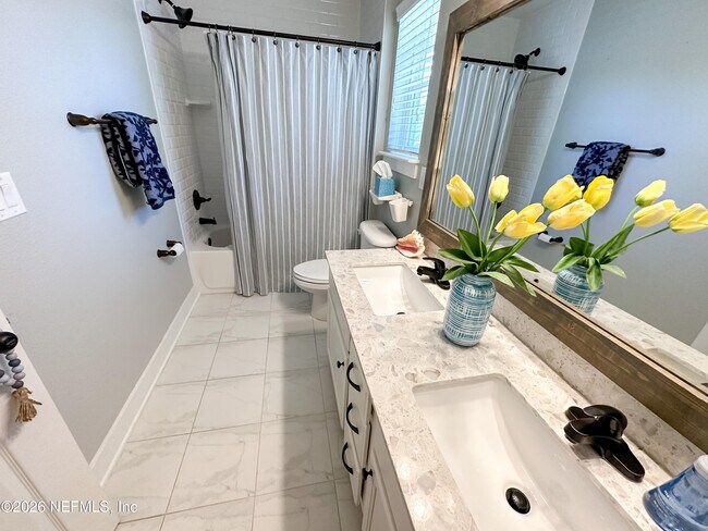 Building Photo - 1117 17th St N