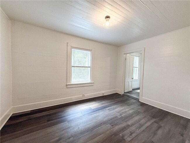 Building Photo - 63 Macks St