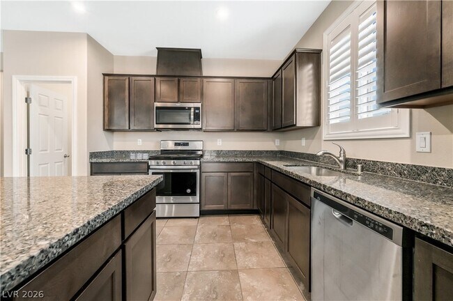 Building Photo - 3728 W Colton Ave