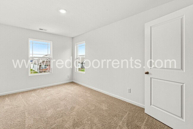 Building Photo - 2183 Warbler St