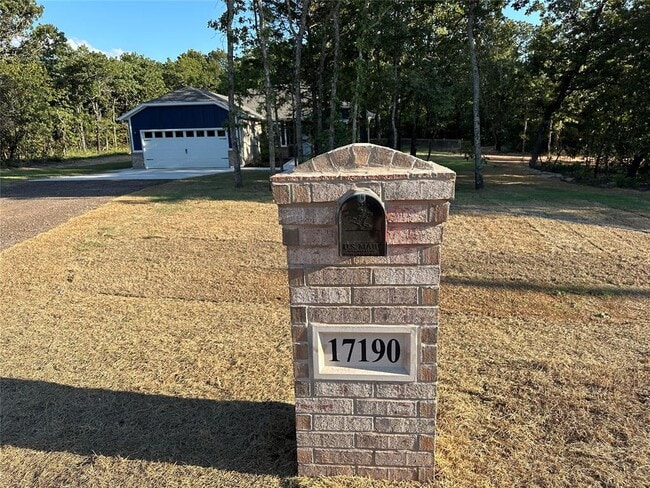 Primary Photo - 17190 Lantana Loop