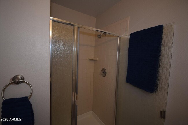 Building Photo - Beautiful 2 bed 2.5 bath Townhouse in Mesa!