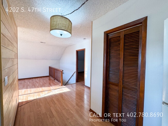 Building Photo - 4202 S 47th St