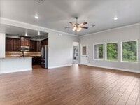 Building Photo - 3 bed 2 bath ( Columbia Lakes)