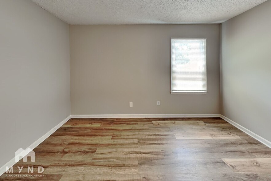 Building Photo - 1416 Painter Pl