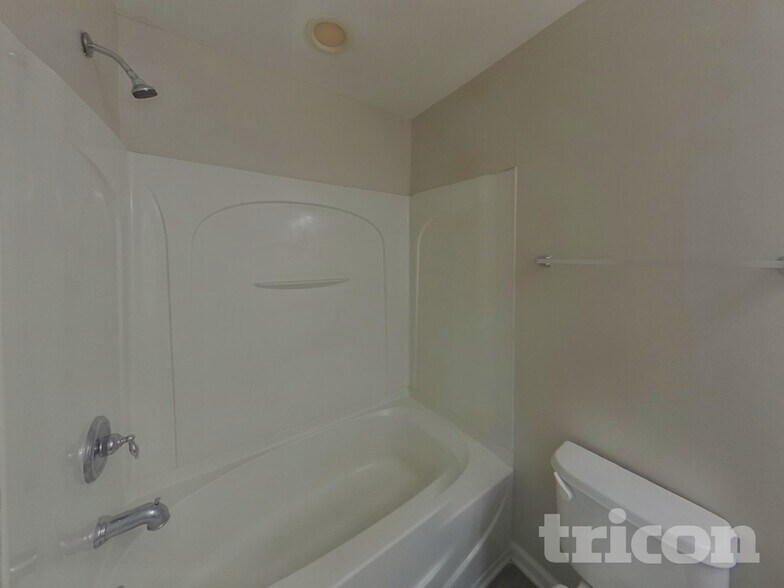 Building Photo - 3038 Deerborne Ct