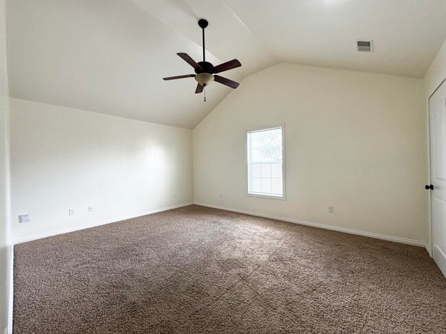 Building Photo - 328 Virginia Ln