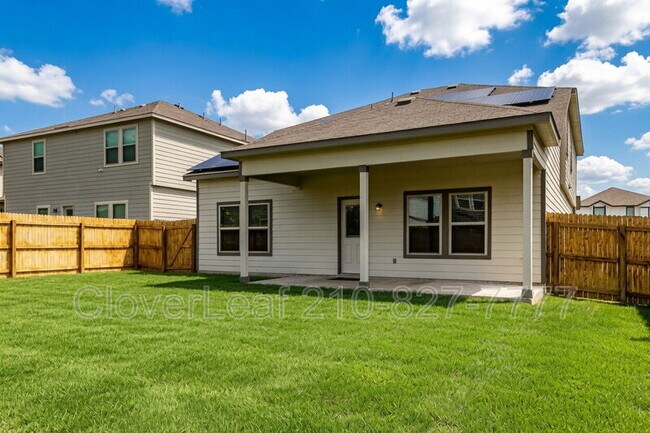 Building Photo - 940 Windflower