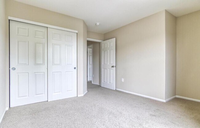 Building Photo - 17145 Waterhouse Cir