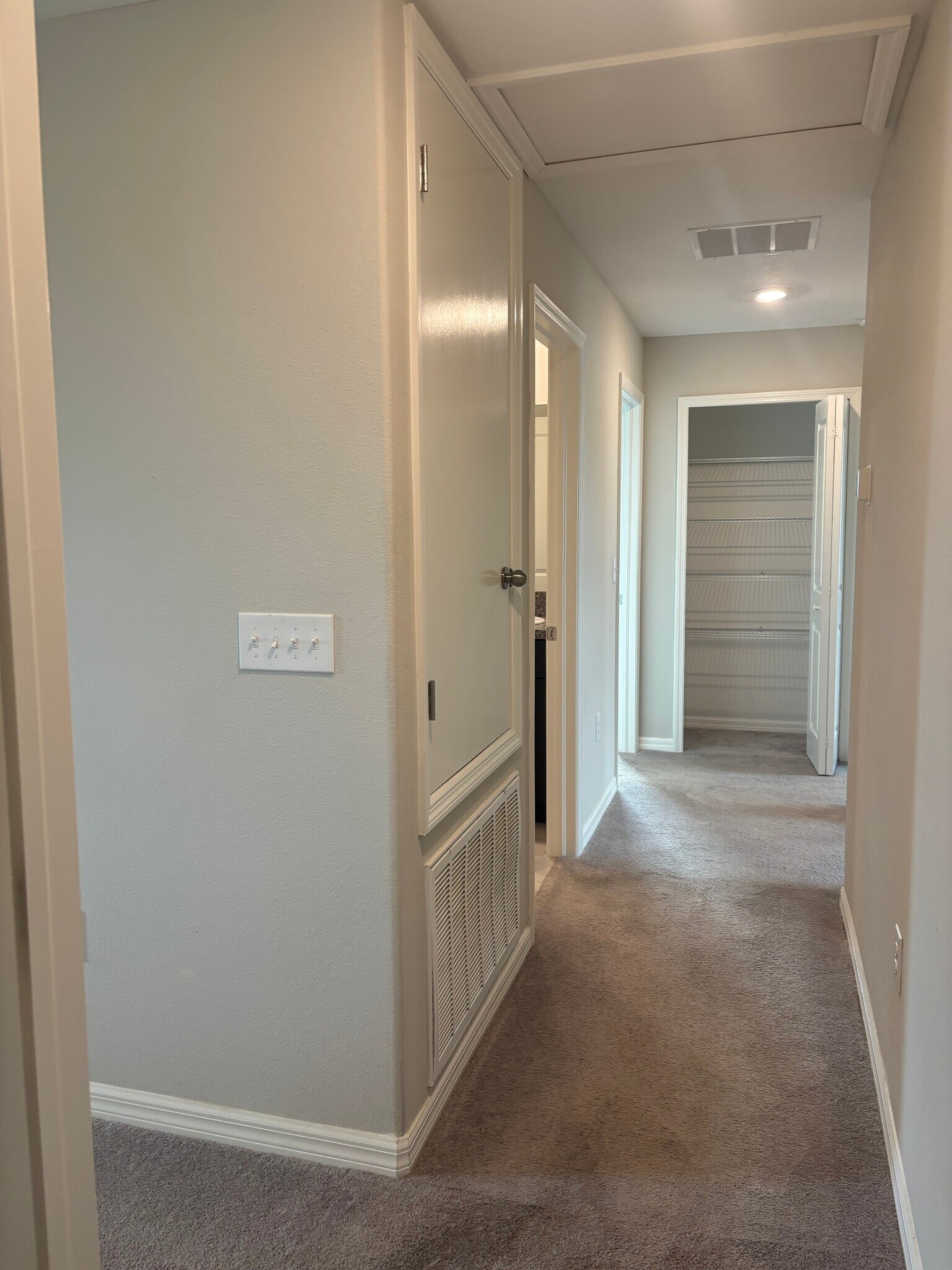 Building Photo - 9663 Channing Hill Dr