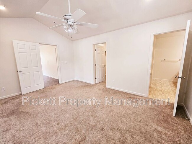 Building Photo - 5206 Del Tormey Pl SE