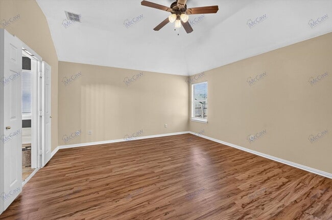 Building Photo - 5079 Postwood Dr