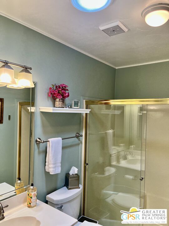 Building Photo - 73450 Country Club Dr