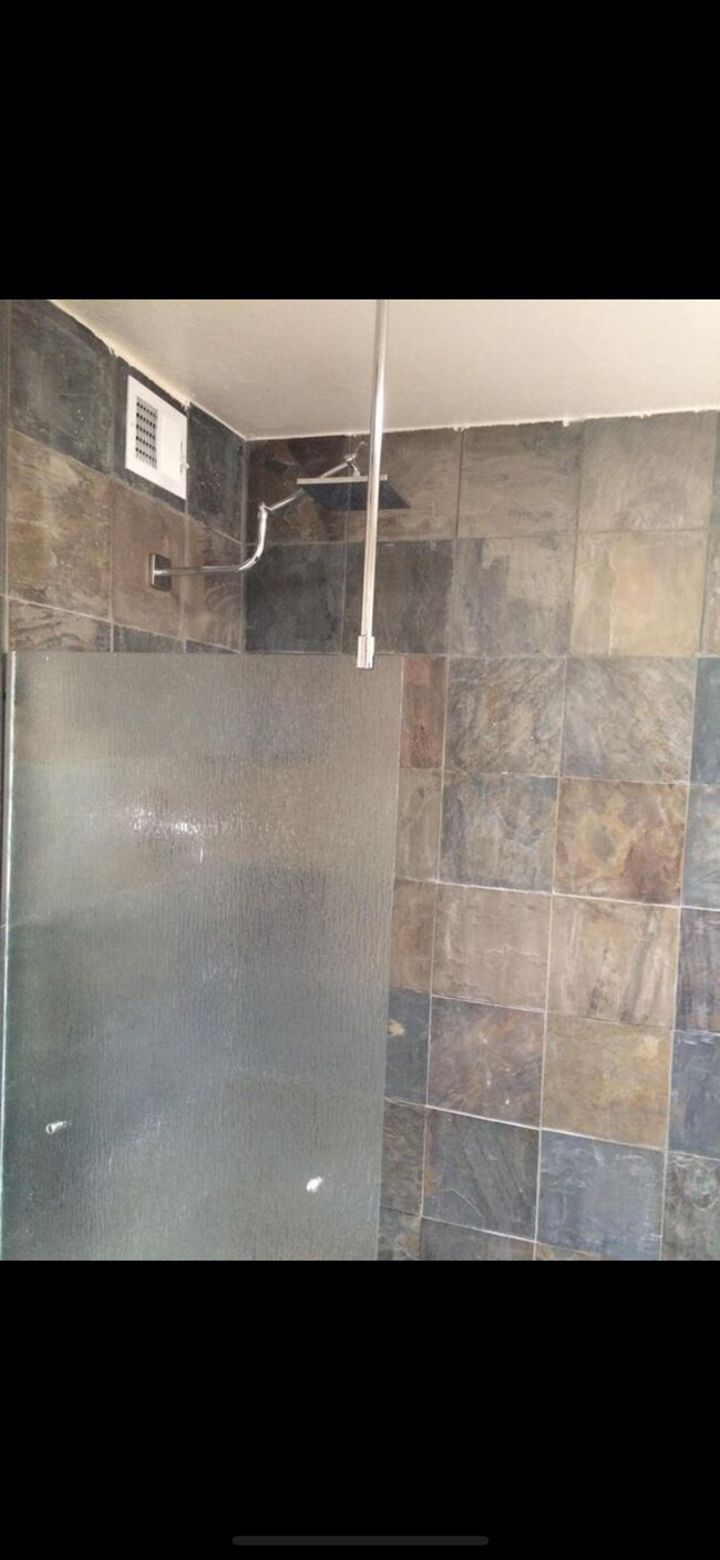 Building Photo - 575 S Corpino de Pecho