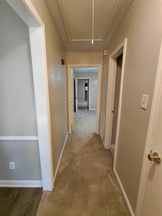 Building Photo - 23111 Lone Wolf Trail