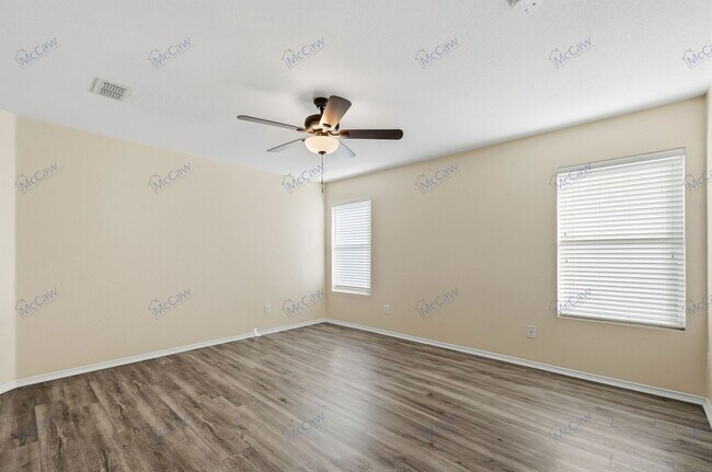 Building Photo - 2543 Barksdale Dr