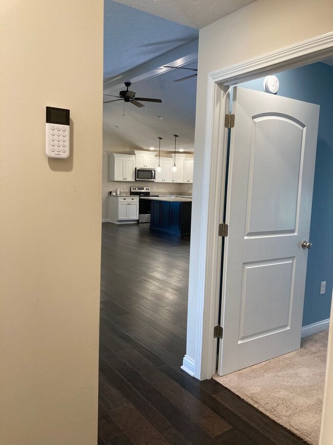 Building Photo - 241 Butterfield Dr