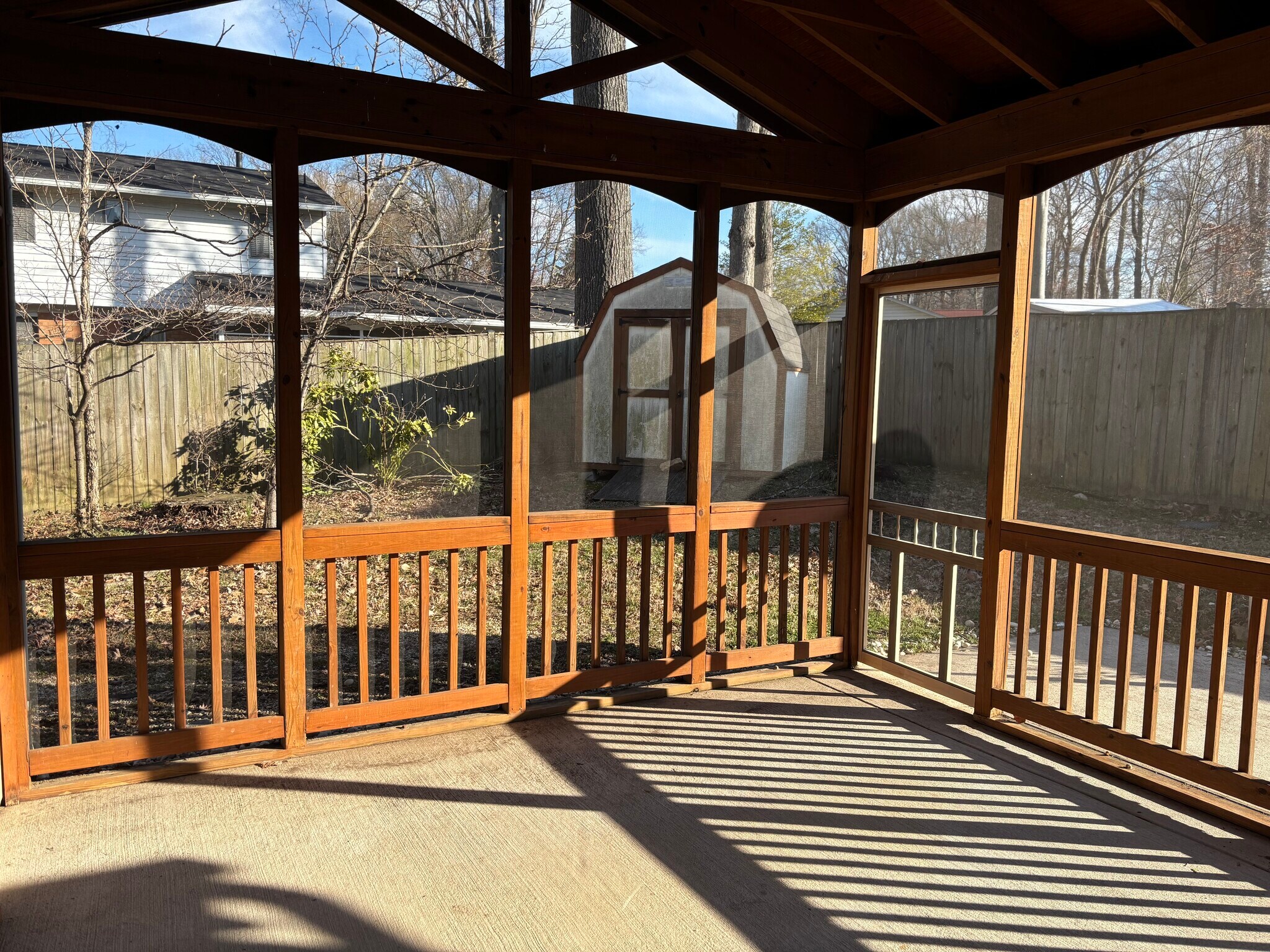 Building Photo - 8903 Victoria Rd