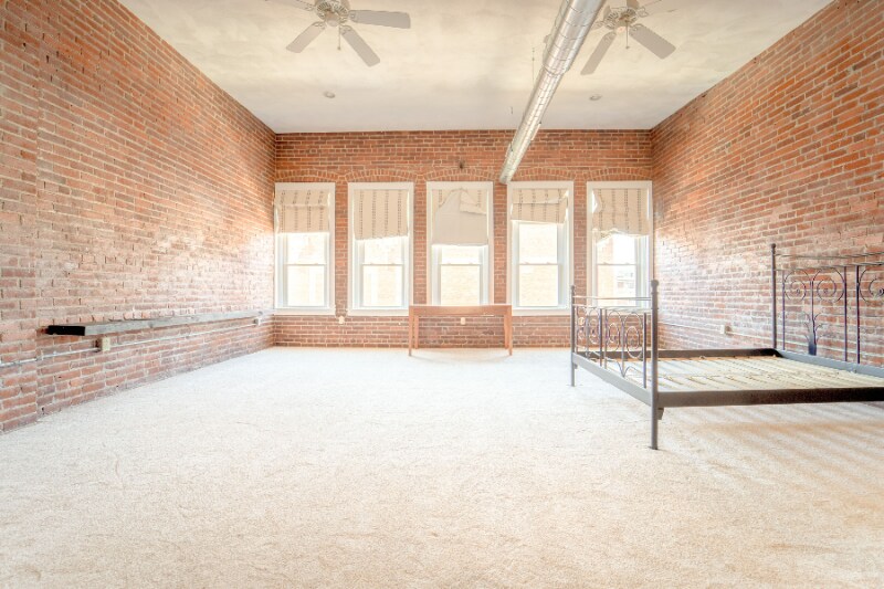 Building Photo - 186 State St