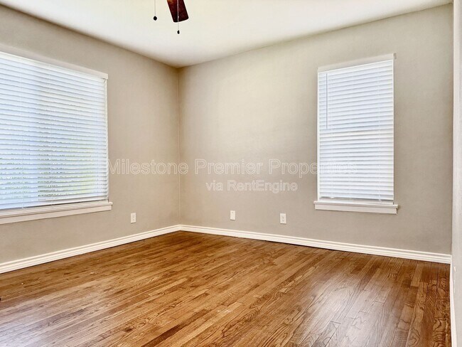 Building Photo - 101 Twining Dr