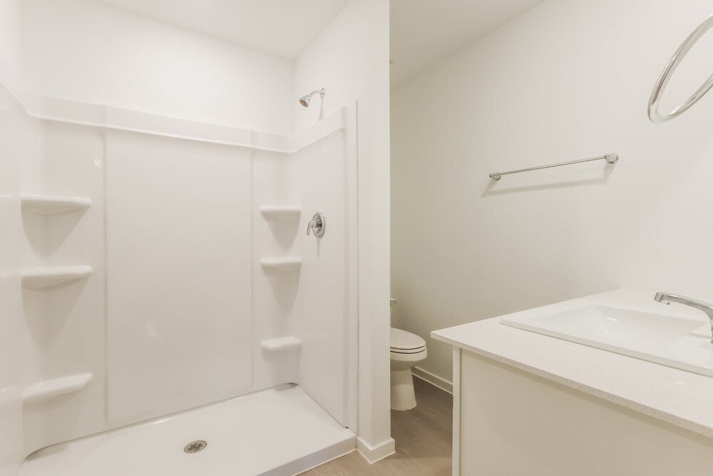 Building Photo - 325 Woodland Hills Dr