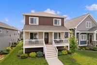 Building Photo - 839 Silas St