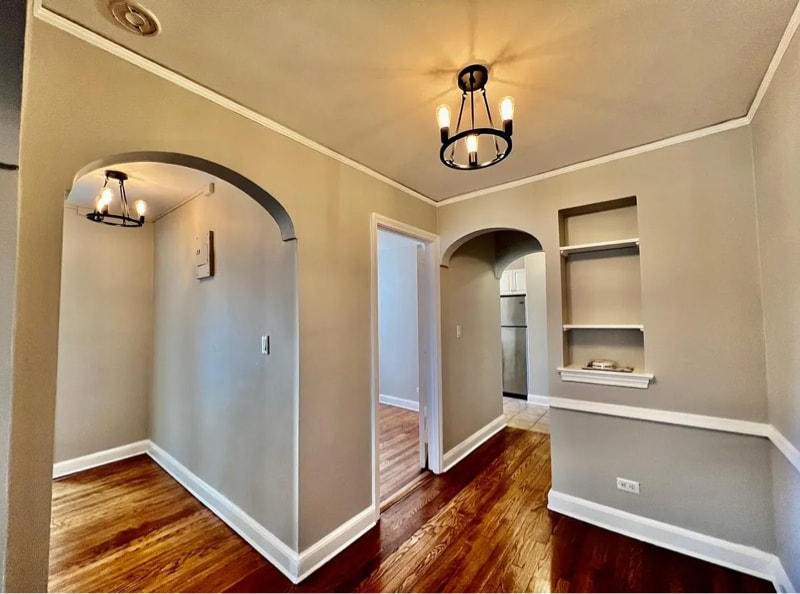 Building Photo - 10 Laurel St