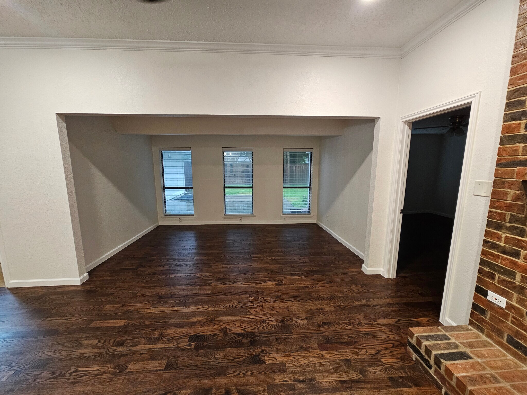 Building Photo - 224 Simmons Dr