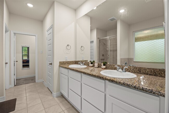 Building Photo - 2873 Terrace Grove Dr