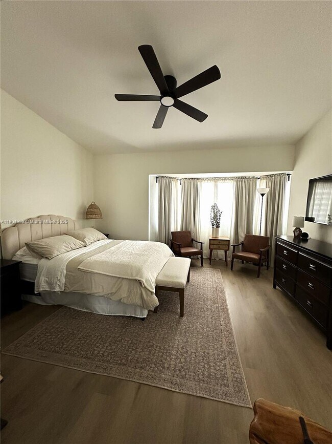 Building Photo - 14305 SW 57th Ln