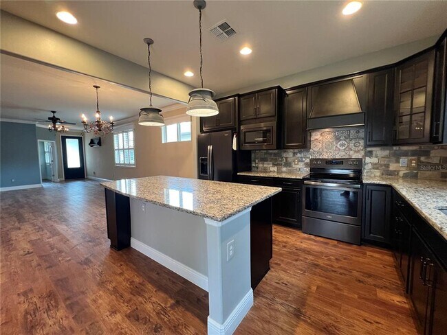 Building Photo - 9515 SW 76th St