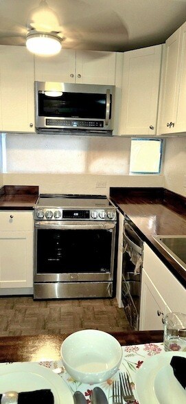 Building Photo - 3676 Lower Honoapiilani Rd