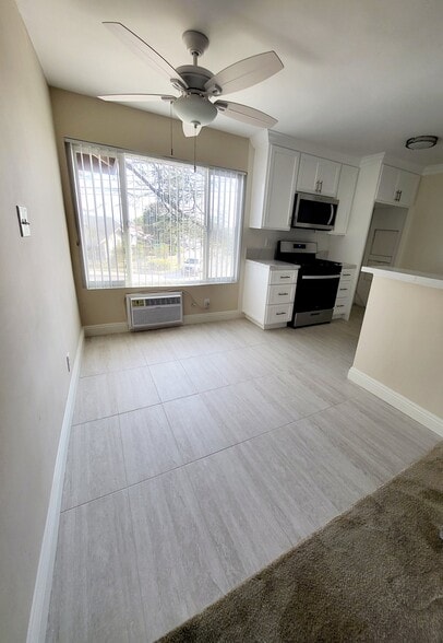Building Photo - 8919 Longden Ave