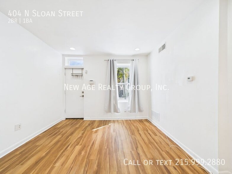 Building Photo - 404 Sloan St